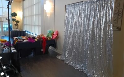 Richmond Hill Mirror Photo Booth Wedding Rental