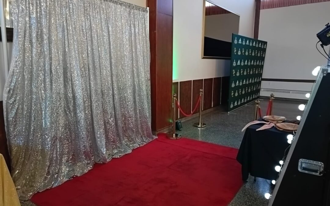 Orillia Mirror Photo Booth Wedding Rental