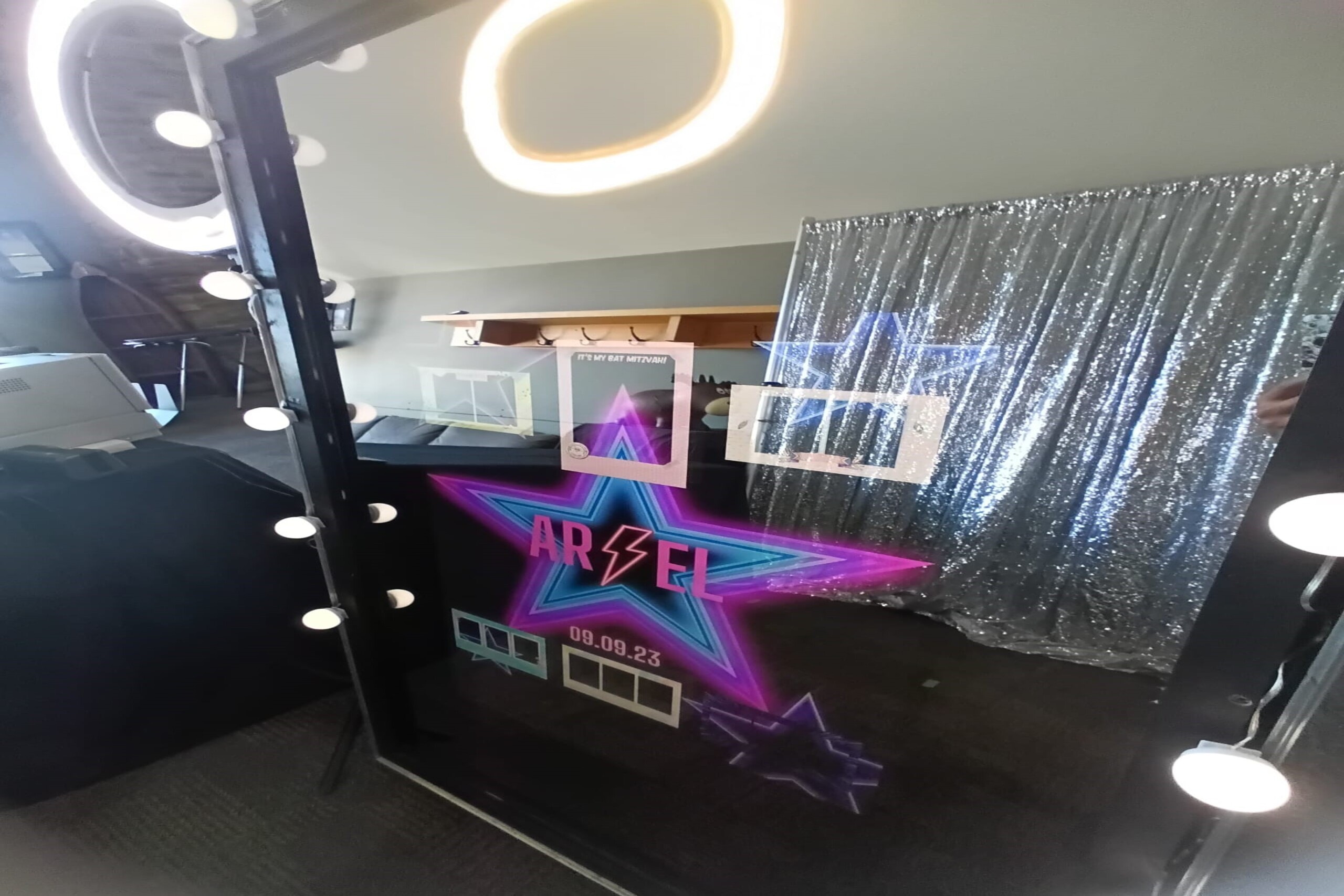 Mirror Photo Booth Rental Toronto